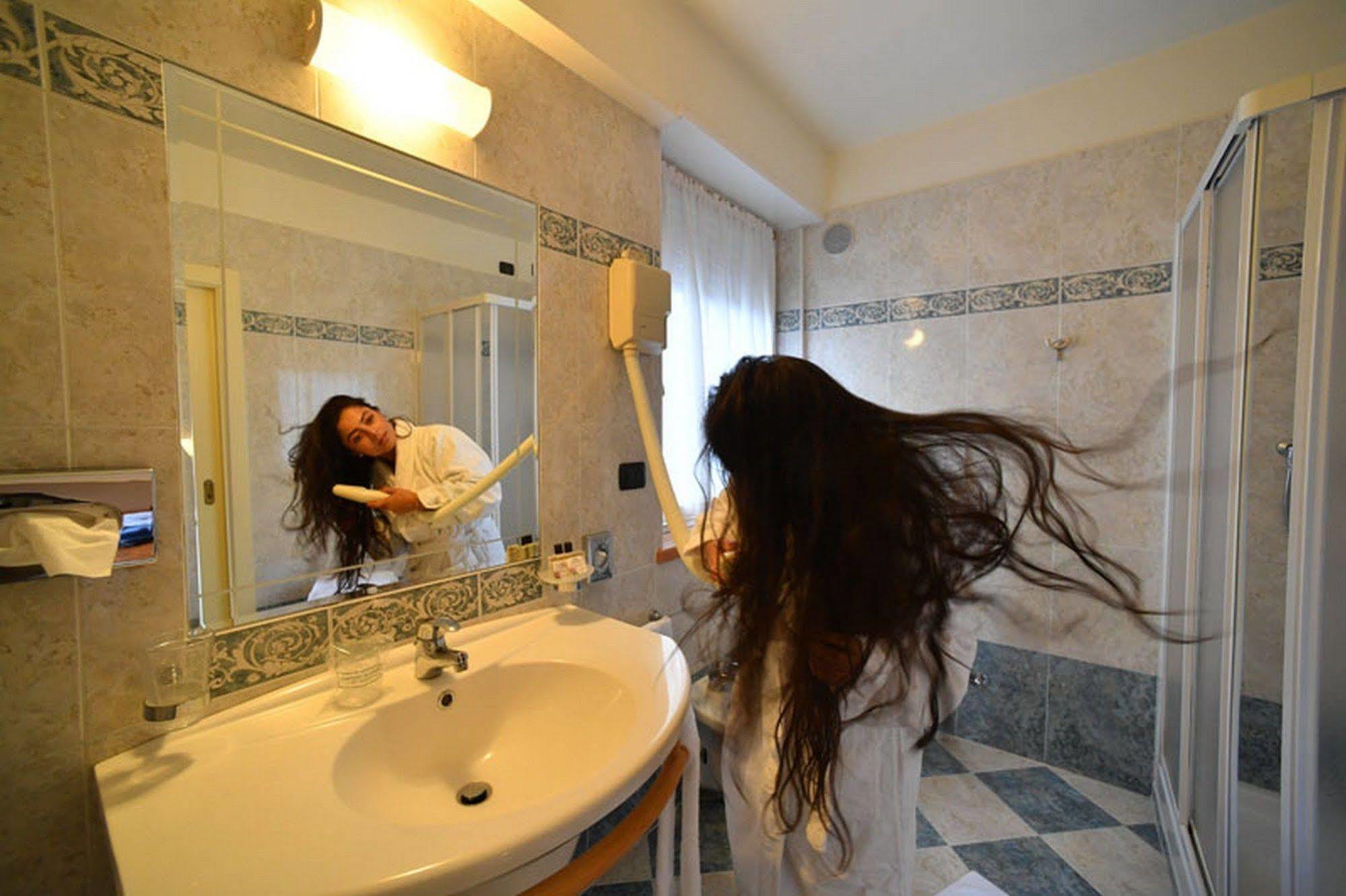 Hotel Lilla' تيرلاغو المظهر الخارجي الصورة
